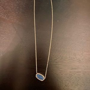 Kendra Scott necklace
